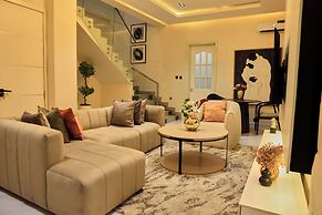 George Residence Parkview