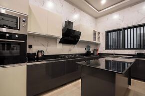 George Residence Parkview