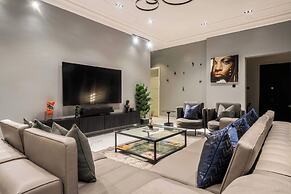 George Residence Parkview