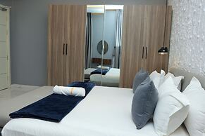 George Residence Parkview