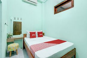 OYO 93736 Homestay Joglo Dephis Syariah