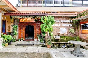 OYO 93736 Homestay Joglo Dephis Syariah