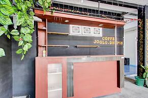 OYO 93736 Homestay Joglo Dephis Syariah