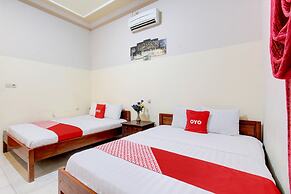 OYO 93736 Homestay Joglo Dephis Syariah
