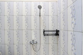 OYO 93736 Homestay Joglo Dephis Syariah