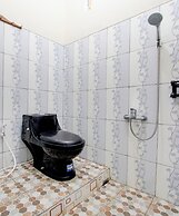 OYO 93736 Homestay Joglo Dephis Syariah