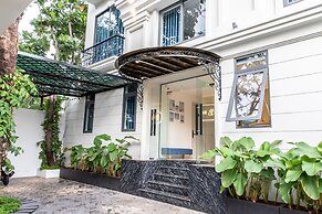 BIN BIN HOTEL 11- NEAR ISLAND DIAMOND