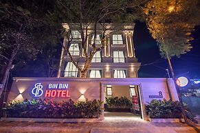 BIN BIN HOTEL 11- NEAR ISLAND DIAMOND
