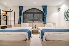 BIN BIN HOTEL 11- NEAR ISLAND DIAMOND