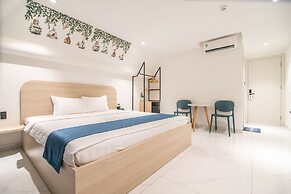 BIN BIN HOTEL 11- NEAR ISLAND DIAMOND