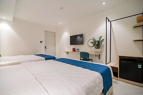 BIN BIN HOTEL 11- NEAR ISLAND DIAMOND