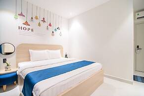 BIN BIN HOTEL 11- NEAR ISLAND DIAMOND