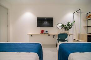 BIN BIN HOTEL 11- NEAR ISLAND DIAMOND