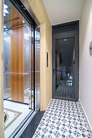 BIN BIN HOTEL 11- NEAR ISLAND DIAMOND