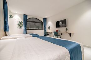 BIN BIN HOTEL 11- NEAR ISLAND DIAMOND