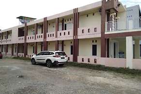 OYO 93735 Pondok Zamzam Near Taman Arung Palakka, Bone