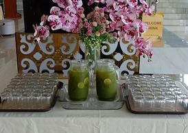 Aimas Hotel & Convention Centre