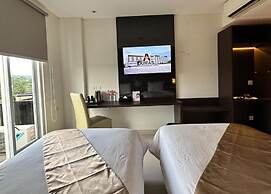 Aimas Hotel & Convention Centre