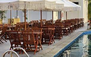 Aimas Hotel & Convention Centre