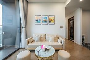 Lumiere Riverside Luxury Apartment