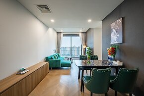 Lumiere Riverside Luxury Apartment