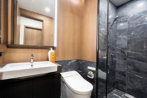 Lumiere Riverside Luxury Apartment