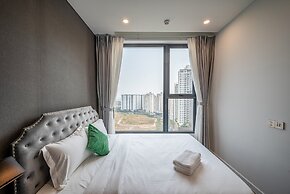 Lumiere Riverside Luxury Apartment