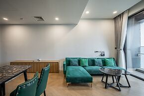 Lumiere Riverside Luxury Apartment
