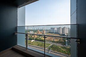 Lumiere Riverside Luxury Apartment