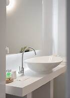 Vouliagmeni Stylish Apartment