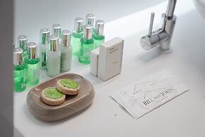 Vouliagmeni Stylish Apartment