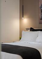 Vouliagmeni Stylish Apartment