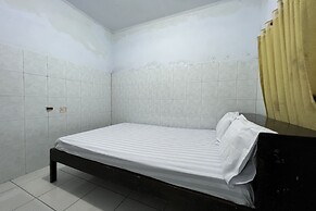 OYO 93744 Guest House Akbarrinna