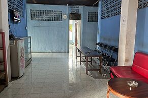 OYO 93745 Penginapan Naya Rita