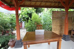 OYO 93747 Balekui Homestay
