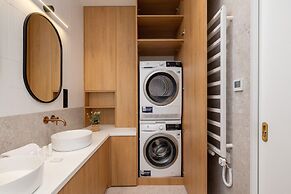 Słowackiego Elegant Apartment by Renters