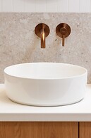 Słowackiego Elegant Apartment by Renters