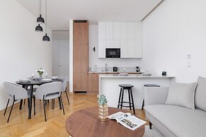 Słowackiego Elegant Apartment by Renters