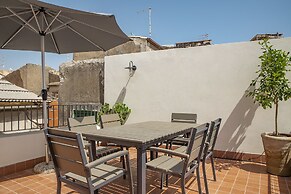 La terrazza sul vicolo della Giudecca