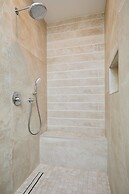 Hedera Estate, Hedera A43