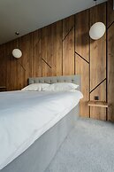 Nest Inn Mirror Apartment