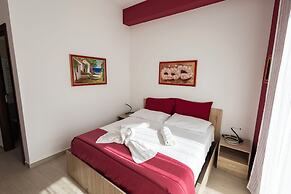 Palermonamour Art Gallery Suite