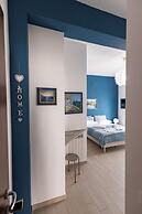 Palermonamour Art Gallery Suite