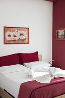 Palermonamour Art Gallery Suite