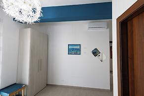 Palermonamour Art Gallery Suite