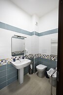 Palermonamour Art Gallery Suite