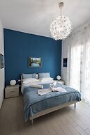 Palermonamour Art Gallery Suite