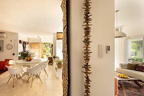 Caesarea Sea-Side Retreat by Sea N' Rent