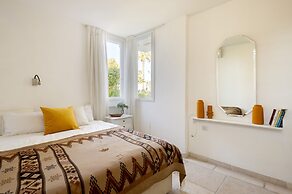 Caesarea Sea-Side Retreat by Sea N' Rent