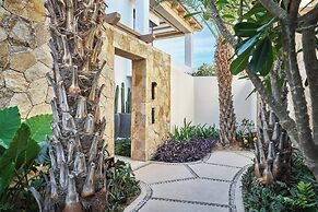 Four Seasons Resort And Residences Cabo San Lucas At Cabo Del Sol